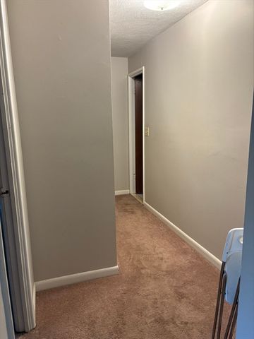 135 Winthrop St 1B, Framingham, MA 01702