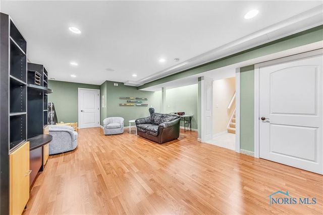 9701 Preakness Lane, Whitehouse, OH 43571