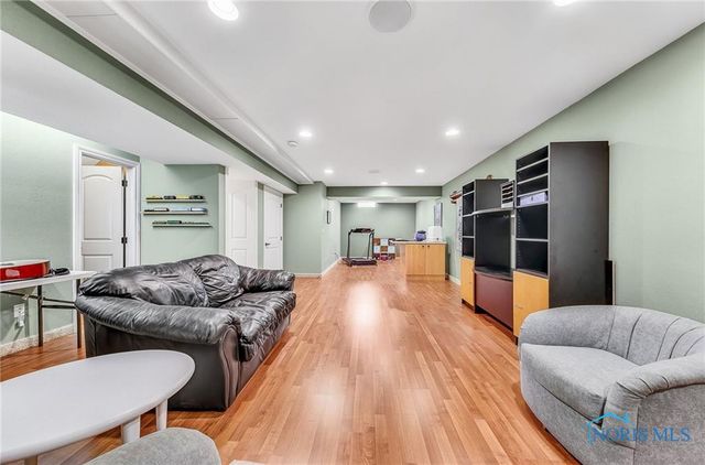 9701 Preakness Lane, Whitehouse, OH 43571