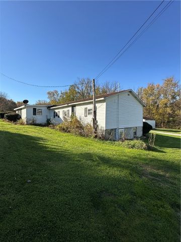 189 Apollo Rd Ext, Mt Pleasant Twp, PA 15666