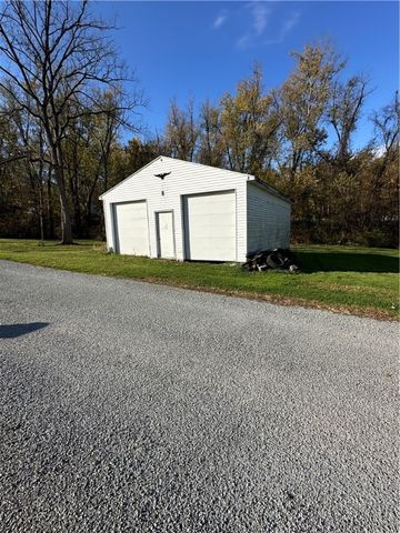 189 Apollo Rd Ext, Mt Pleasant Twp, PA 15666