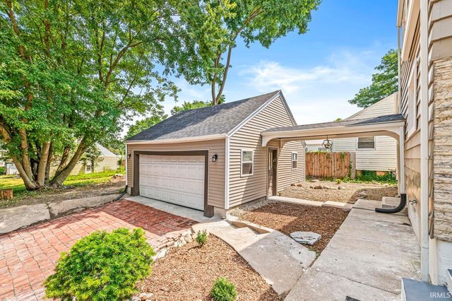 2109 Prairie Avenue, South Bend, IN 46613