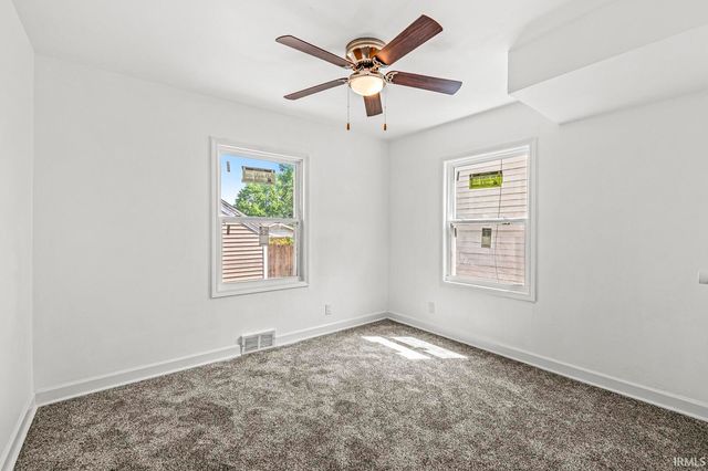 2109 Prairie Avenue, South Bend, IN 46613