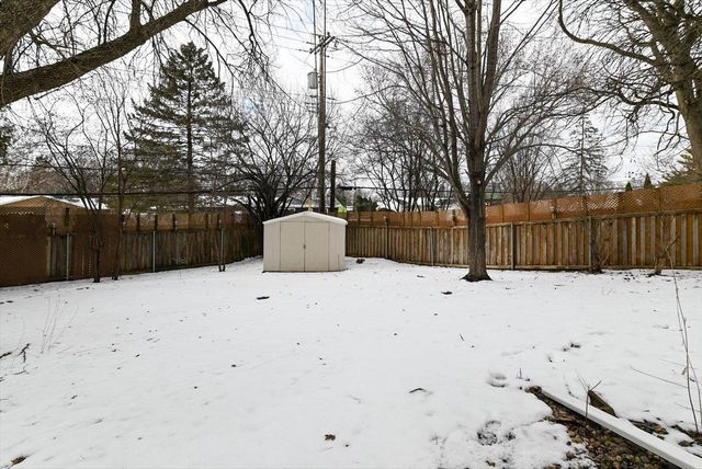 2102 Manor Green Drive, Madison, WI 53711