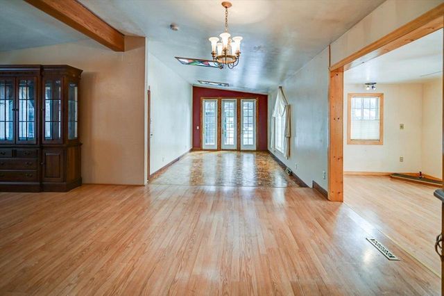 2102 Manor Green Drive, Madison, WI 53711