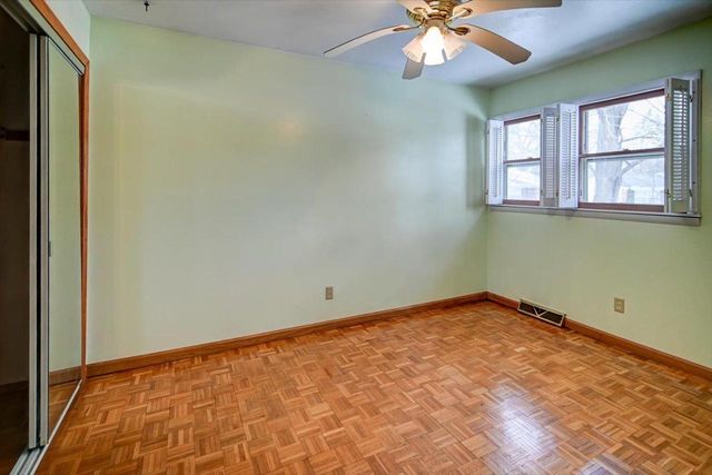 2102 Manor Green Drive, Madison, WI 53711