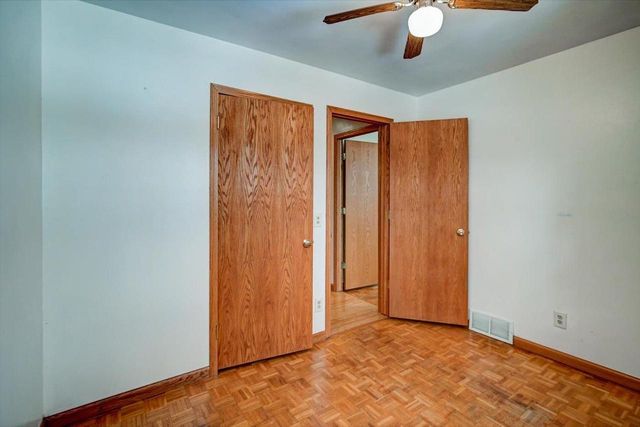 2102 Manor Green Drive, Madison, WI 53711