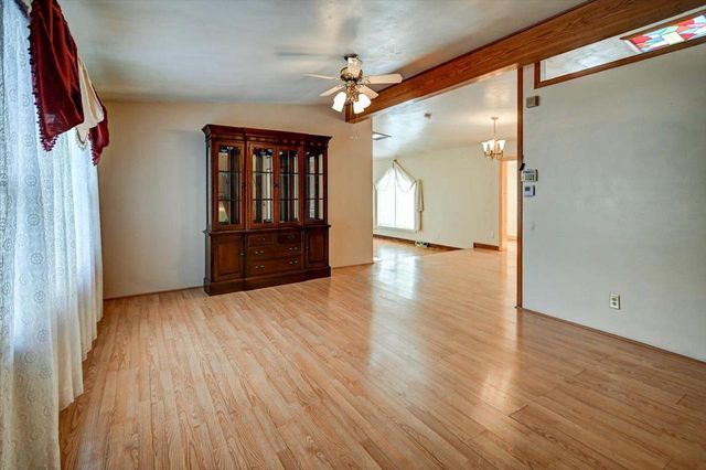 2102 Manor Green Drive, Madison, WI 53711