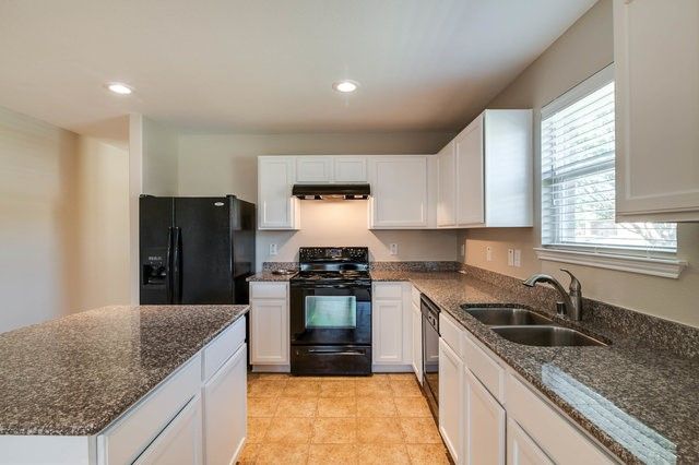 25 Larkspur Drive, Fate, TX 75087