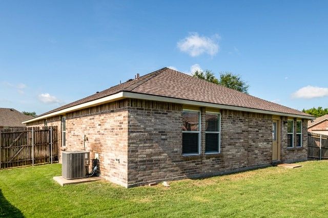25 Larkspur Drive, Fate, TX 75087