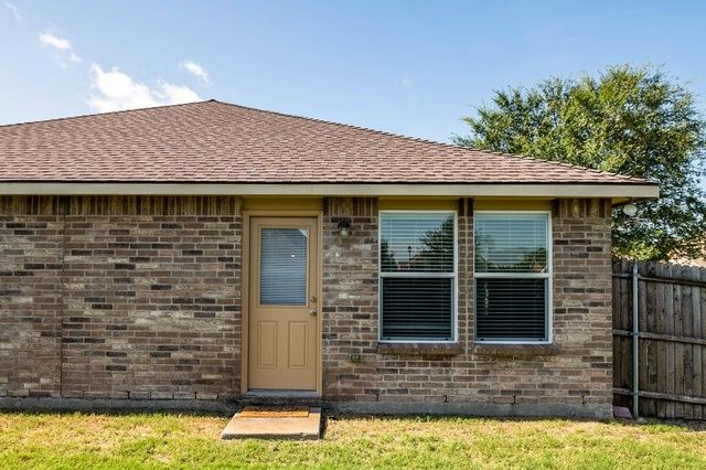 25 Larkspur Drive, Fate, TX 75087