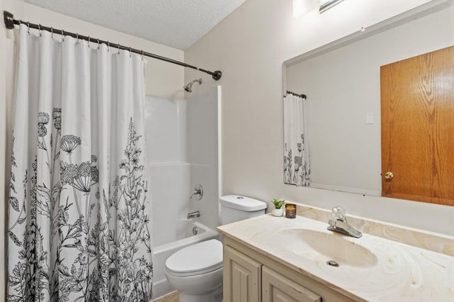 11886 194th Avenue NW, Elk River, MN 55330