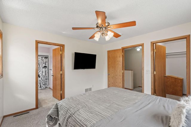 11886 194th Avenue NW, Elk River, MN 55330