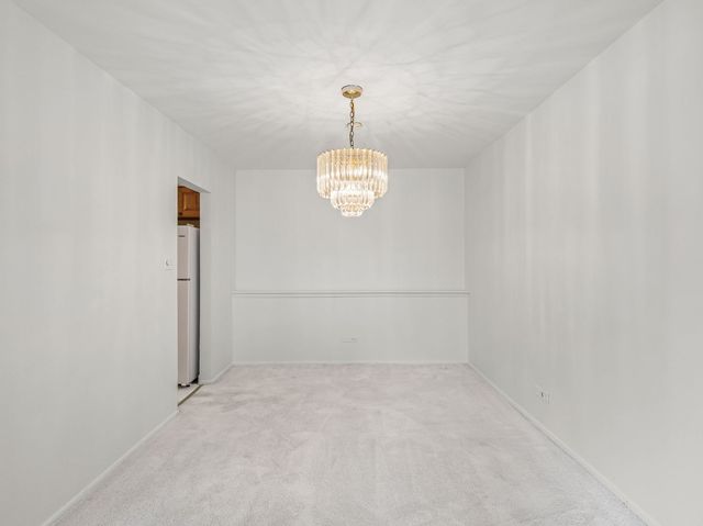 9009 Golf Road 2A, Des Plaines, IL 60016