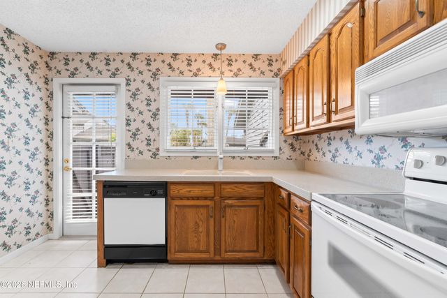 311 QUAIL POINTE Drive, Ponte Vedra Beach, FL 32082