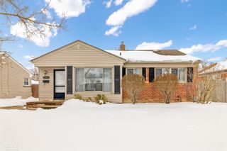 23065 Englehardt Street, St Clair Shores, MI 48080