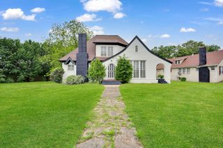 2325 E 3rd Street, Chattanooga, TN 37404