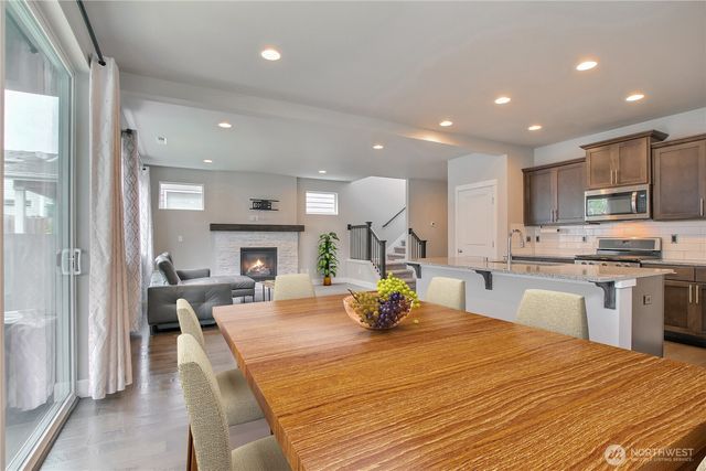 37309 29th Place S, Federal Way, WA 98003