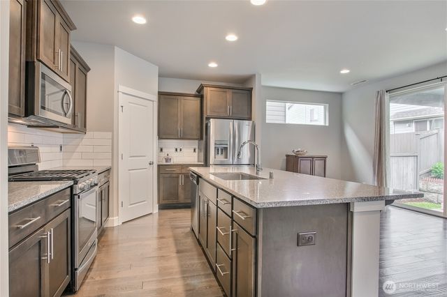 37309 29th Place S, Federal Way, WA 98003