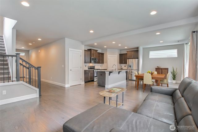 37309 29th Place S, Federal Way, WA 98003
