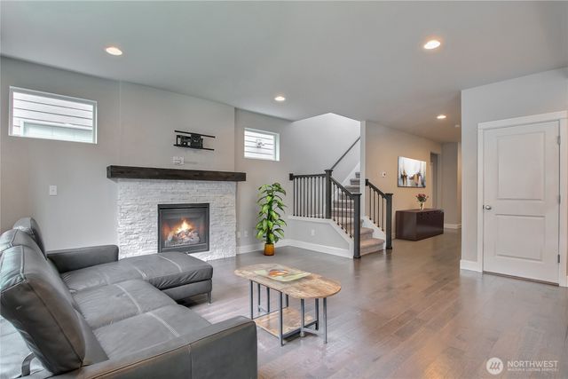 37309 29th Place S, Federal Way, WA 98003