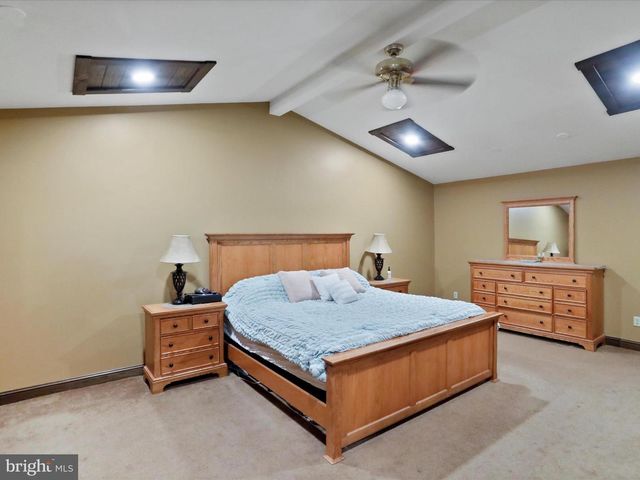 160 MAIN ST, Ridgeley, WV 26753