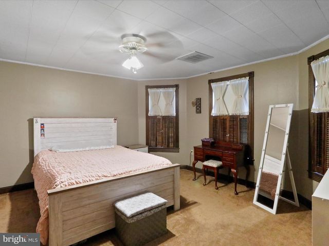 160 MAIN ST, Ridgeley, WV 26753