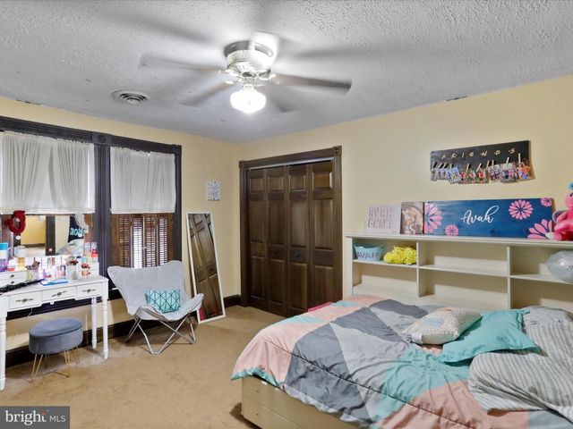 160 MAIN ST, Ridgeley, WV 26753