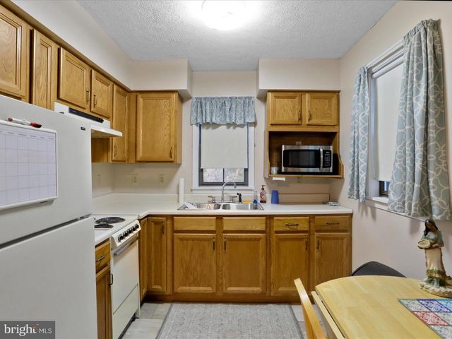 160 MAIN ST, Ridgeley, WV 26753