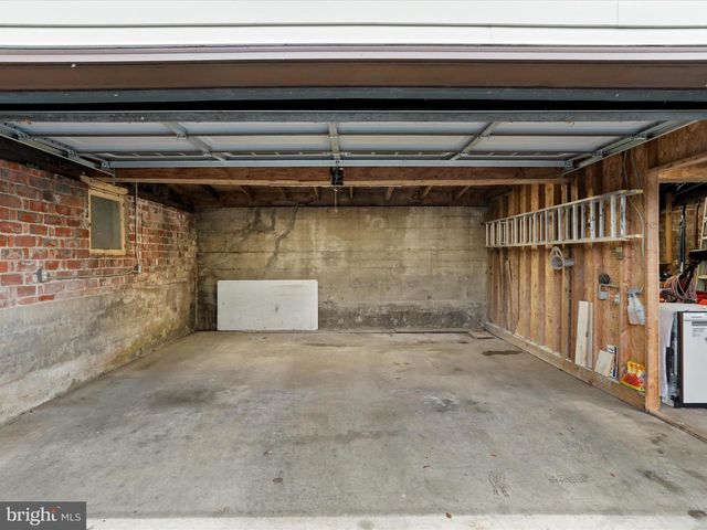 160 MAIN ST, Ridgeley, WV 26753