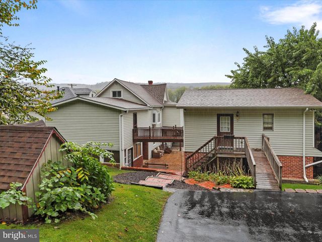 160 MAIN ST, Ridgeley, WV 26753