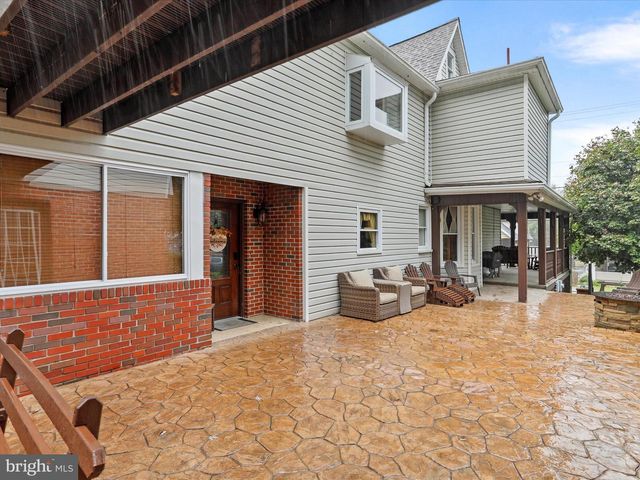 160 MAIN ST, Ridgeley, WV 26753