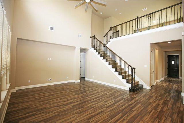 400 Cheyenne LN, Cedar Park, TX 78613