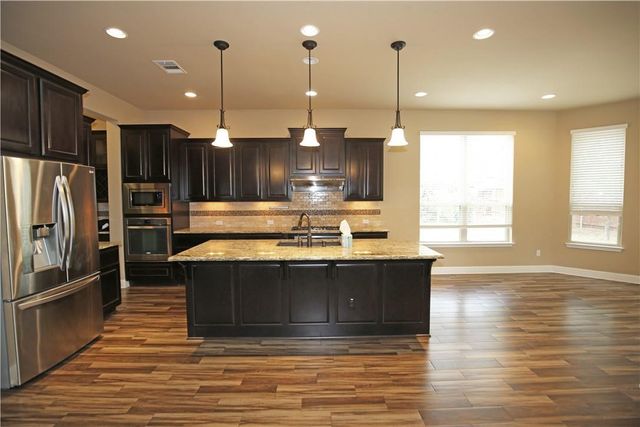 400 Cheyenne LN, Cedar Park, TX 78613