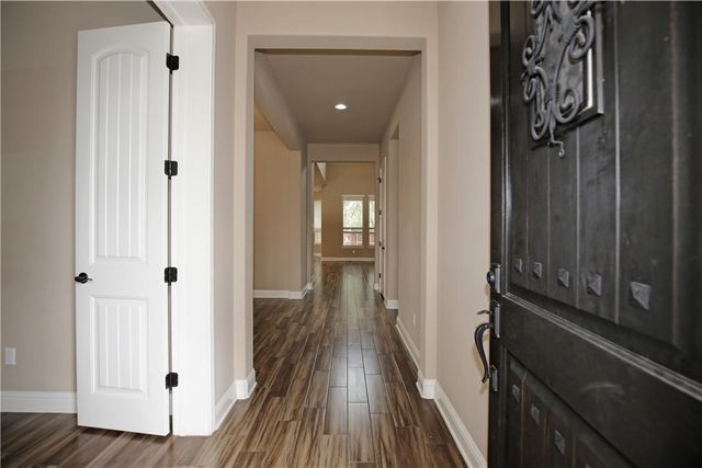 400 Cheyenne LN, Cedar Park, TX 78613