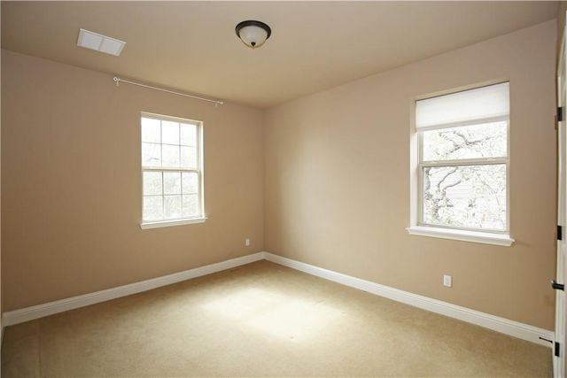400 Cheyenne LN, Cedar Park, TX 78613