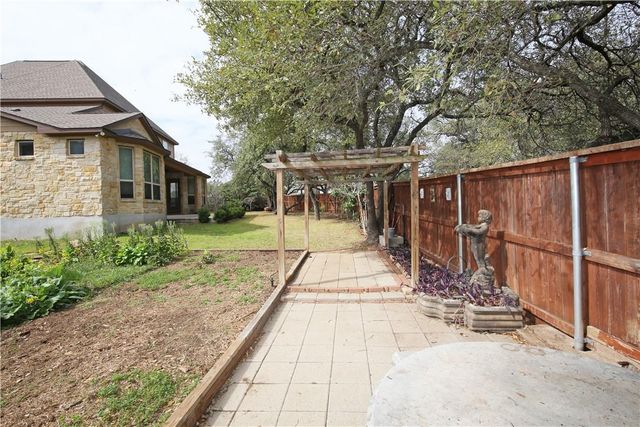 400 Cheyenne LN, Cedar Park, TX 78613