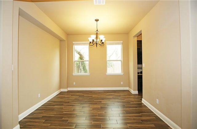 400 Cheyenne LN, Cedar Park, TX 78613