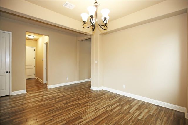 400 Cheyenne LN, Cedar Park, TX 78613