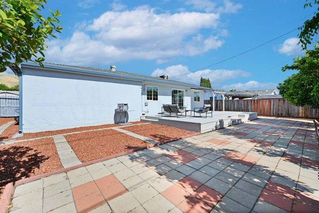 475 Stulman Drive, Milpitas, CA 95035