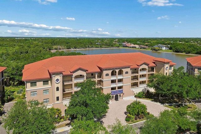 7702 LAKE VISTA COURT 202, Lakewood Ranch, FL 34202