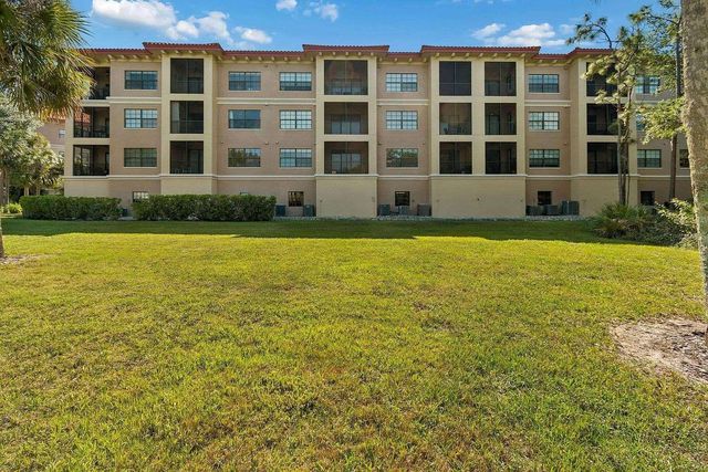 7702 LAKE VISTA COURT 202, Lakewood Ranch, FL 34202