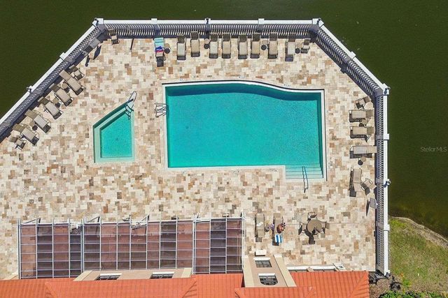7702 LAKE VISTA COURT 202, Lakewood Ranch, FL 34202