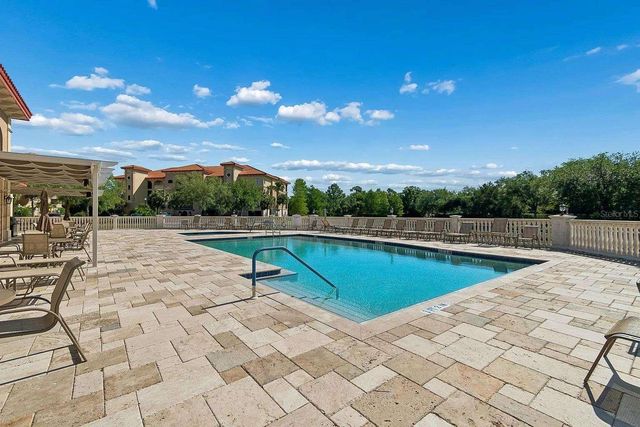 7702 LAKE VISTA COURT 202, Lakewood Ranch, FL 34202