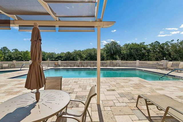 7702 LAKE VISTA COURT 202, Lakewood Ranch, FL 34202