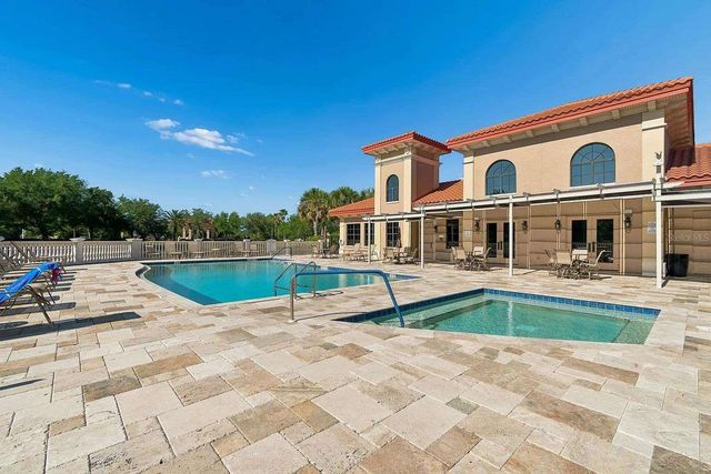 7702 LAKE VISTA COURT 202, Lakewood Ranch, FL 34202
