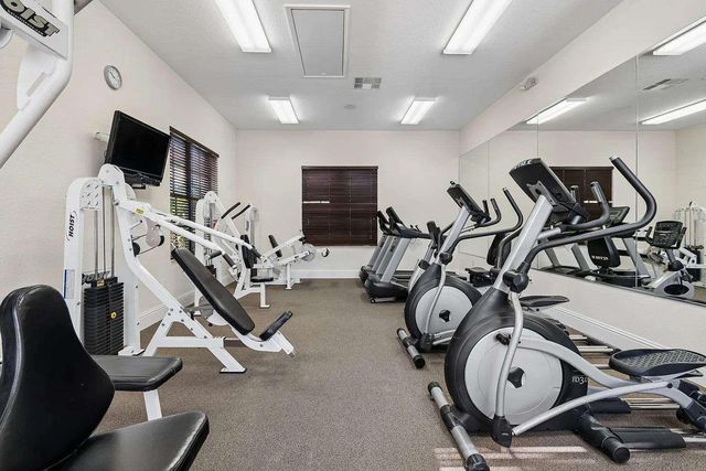 7702 LAKE VISTA COURT 202, Lakewood Ranch, FL 34202