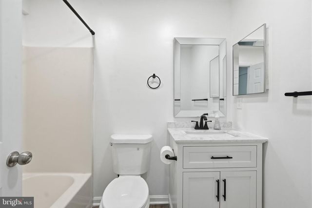 4805 BERWYN HOUSE RD, College Park, MD 20740