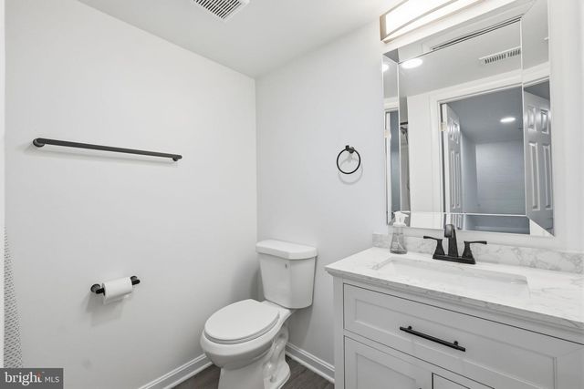 4805 BERWYN HOUSE RD, College Park, MD 20740
