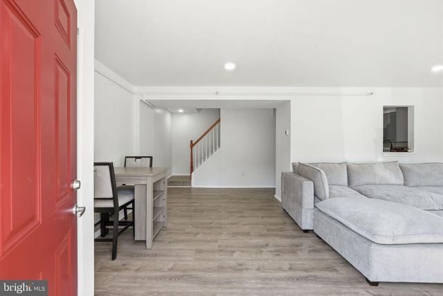 4805 BERWYN HOUSE RD, College Park, MD 20740